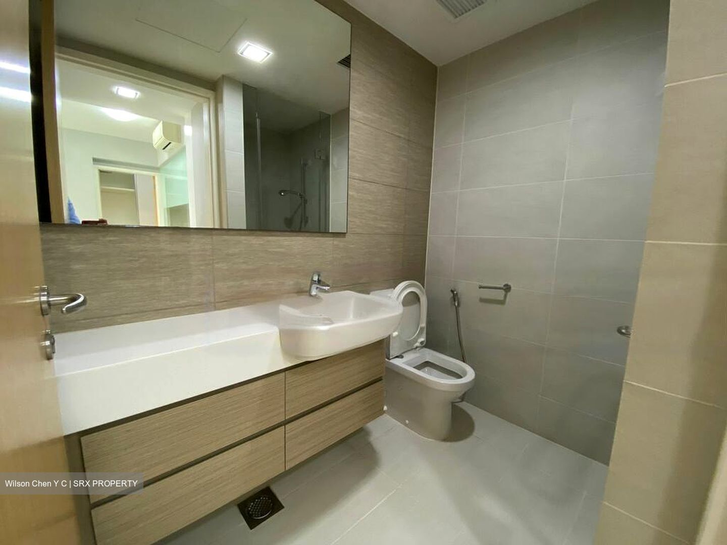 The Lakefront Residences (D22), Condominium #484709411